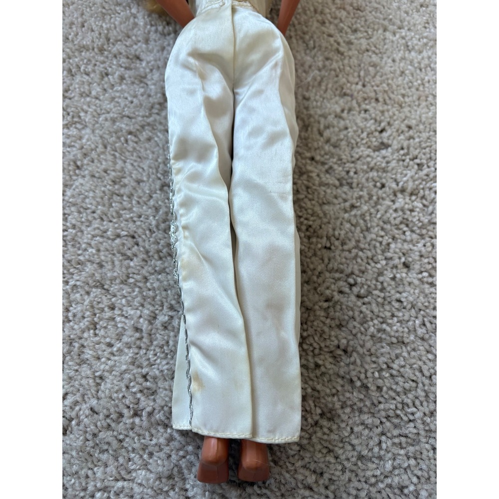 Vintage Barbie Glamorous Silver Jumpsuit Blonde 1976 Mattel 18"‎ Original Outfit - Picture 8 of 15